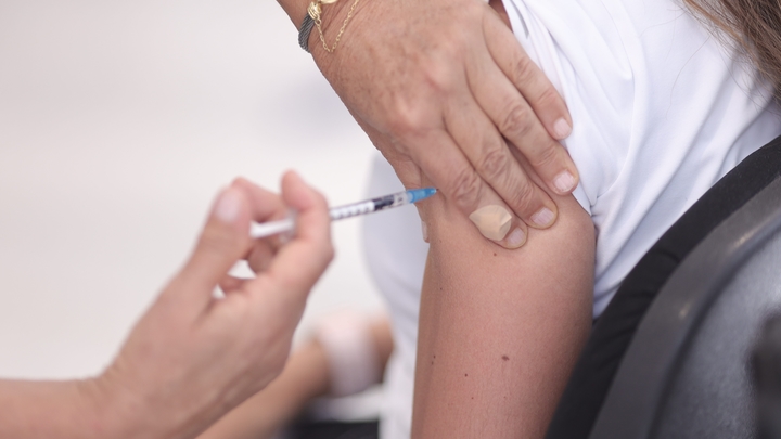 Стало известно об отказах в трудоустройстве из-за вакцинации