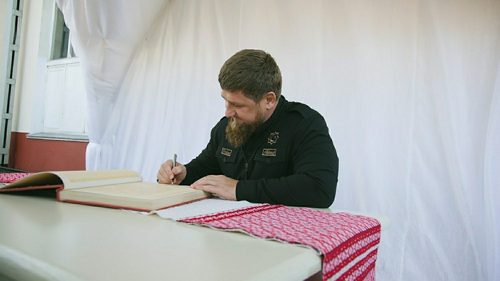 Кадыров назначил цену за головы нацистских главарей на Украине