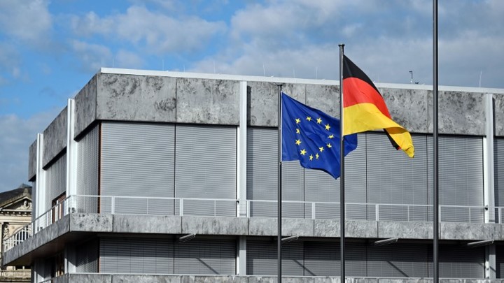 Страны ЕС могут развернуться в сторону России - экс-советник Борреля