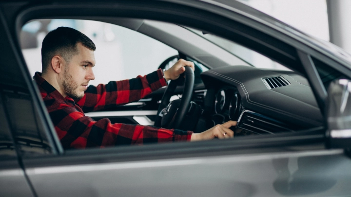 У кого заберут авто? Эксперт одним фактом поставил под сомнение экозакон для автомобилистов: Холостой выстрел