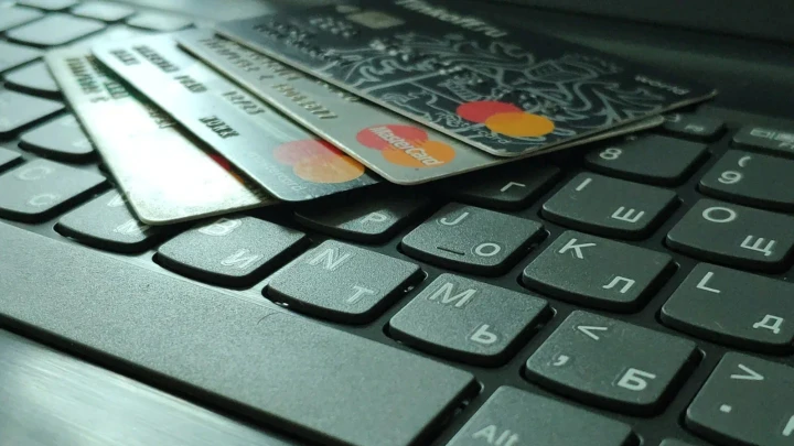 «Вчера звонили с предложением о кредите»: 5 признаков, что ваш номер попал в чёрные базы мошенников «Вчера звонили с предложением о кредите»: 5 признаков, что ваш номер попал в чёрные базы мошенников