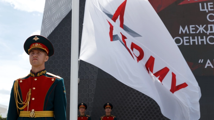 День России в Архангельске: выставка трофеев и современного вооружения