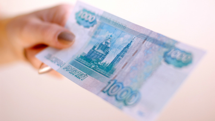 Бежать в соседнюю обменку? Во время вспышки коронавируса стоит защитить и деньги