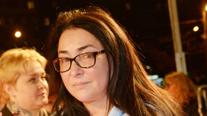 Спасибо хорошим людям: Лолита рассказала, как воссоединилась с киевскими родными