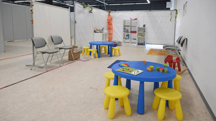 В США призвали Киев отменить запрет на усыновление украинских детей