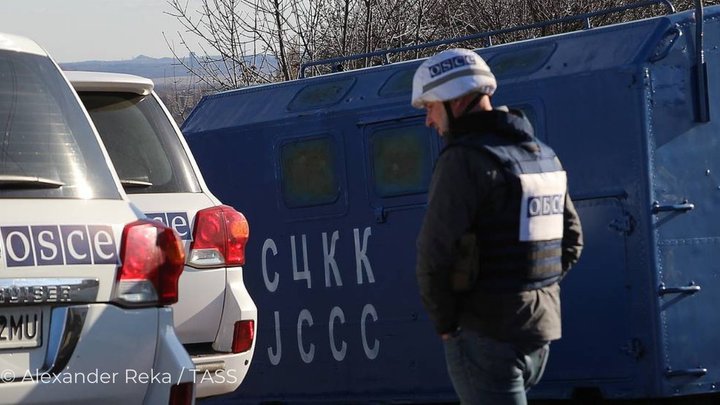 ДНР узнала, чем на самом деле занимались наблюдатели ОБСЕ. Обнаружен склад удивительных вещей