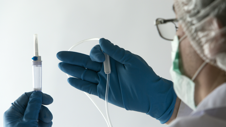 Куда пропадают лекарства для онкобольных в России?