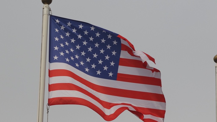 Посольство США кадрами с Горбачёвым и Ельциным попыталось повлиять на русских