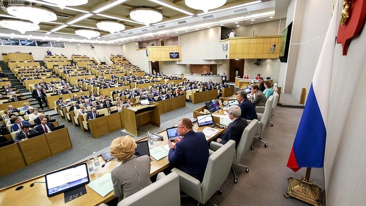 Госдума одобрила военные поправки в УК