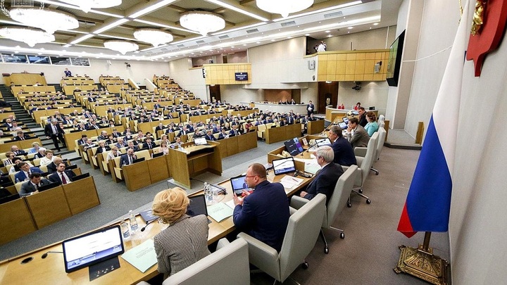 Русские парламентарии вступят в Вооружённые силы России