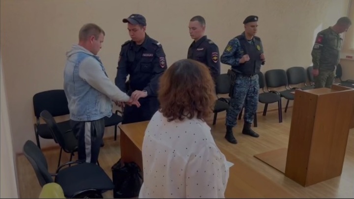 Военный не вернулся в военную часть и попал в колонию в Красноярском крае