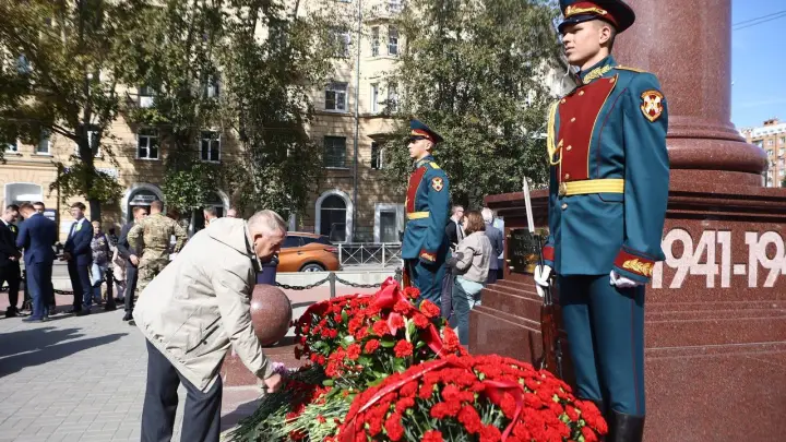 Новосибирск помнит! 84 года назад началась блокада Ленинграда