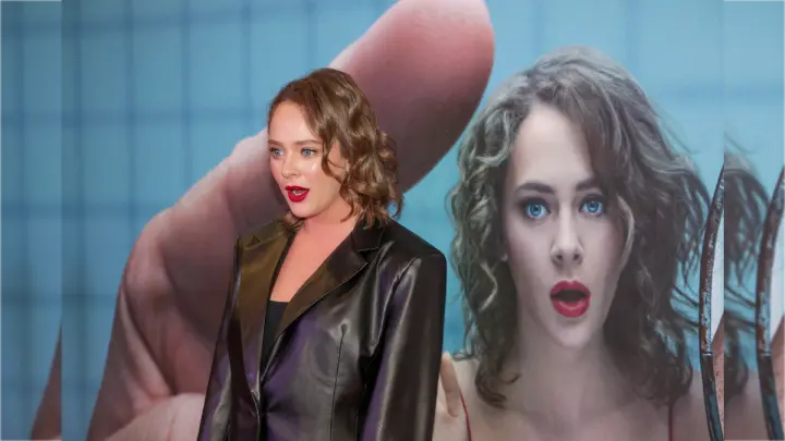 Аглая Тарасова в суде. Внимание на лицо: Давление серьёзное. Грозит до семи лет