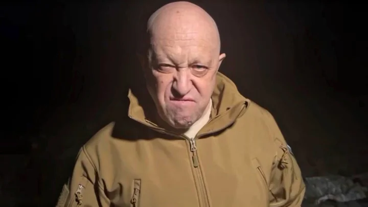Пригожин не донёс в Кремль особую папку. Хуже "кувалды судьбы": "Не дожил до триумфа, но бунт стал точкой невозврата"