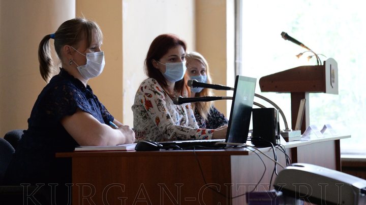 В Кургане торговцев заставят снести ларьки и построить новые