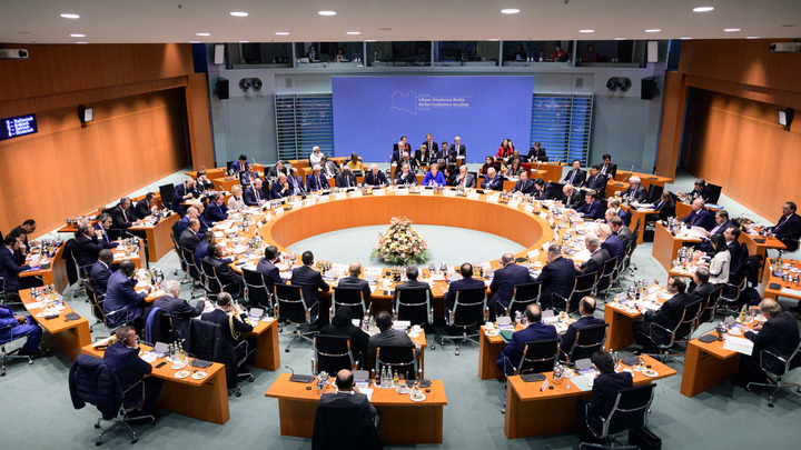 Беспокоит весь мир: главным героем ливийского урегулирования назвали Путина. Большой разговор в Берлине