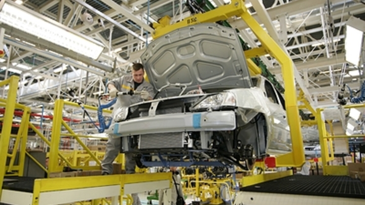 Ради нового кроссовера московский завод Renault отправили на каникулы