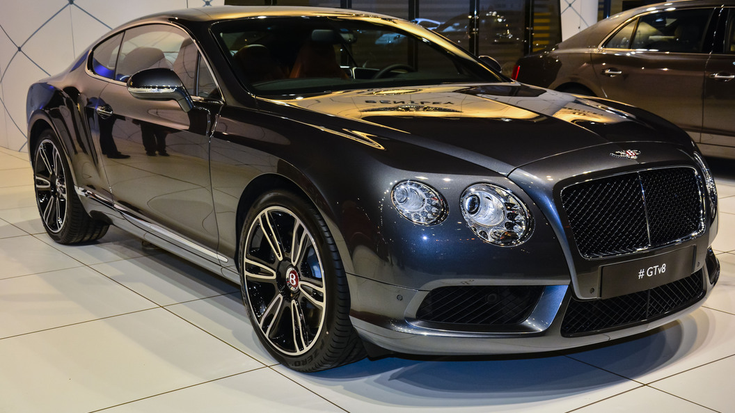 У питерского рабочего угнали Bentley Continental GT 2004 У питерского рабочего угнали Bentley Continental GT 2004