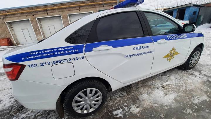 В Самарской области большегруз попал в снежную ловушку. Водитель не знал, где находится