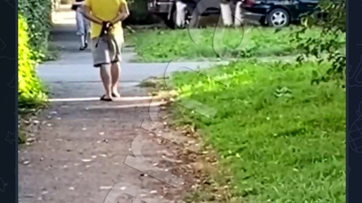 Преследовал детей с оружием: полиция Армавира проверяет публикацию из Интернета