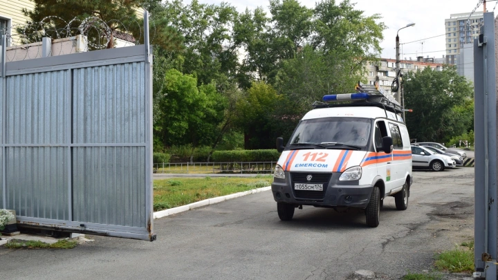 Поисковики спасли челябинского мальчика, которому зажало голову