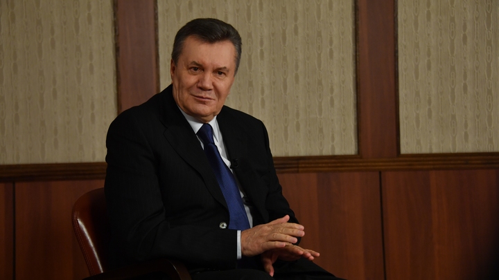 Адвокат подтвердил слухи о госпитализации Януковича