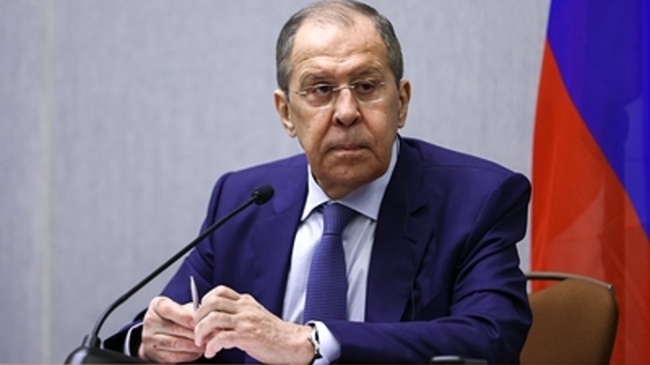 Иллюзий нет: Лавров рассказал, чего ждать от встречи Байдена с Путиным