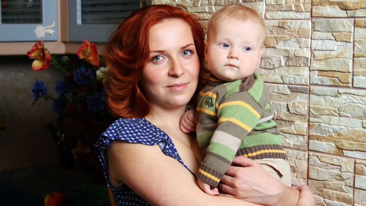 Решиться и родить пораньше. Волынец оценила идею выплат молодым матерям