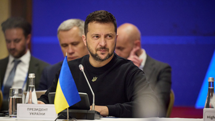 Зеленский пучил глаза, снеговичок Шольц юморил. Сводки с саммита ЕС, превратившегося в конфуз