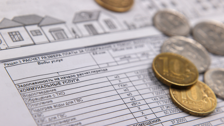 Деньги русских летят в чёрную дыру: Новую строку в платёжках за ЖКУ предрёк Пронько