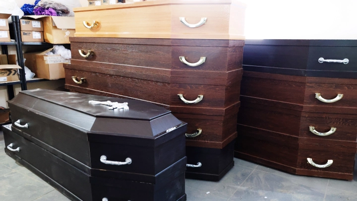 Под Волгоградом обнаружили свалку цинковых гробов участников СВО