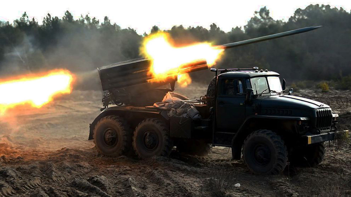 ВСУ потеряли опорный пункт в Донбассе - глава Минобороны Украины