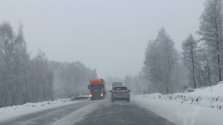 Водители показали, что творилось на трассе М-5 во время непогоды
