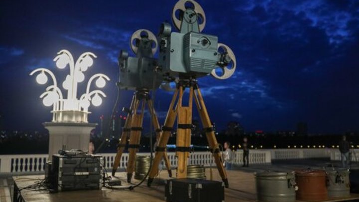 Картина зазвучит по-новому: Актёр Угольников остался доволен реставрацией Ширли-мырли.