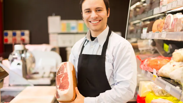 Мозги русских сделают тоже “халяльными”? Чертинов о халяльной продукции