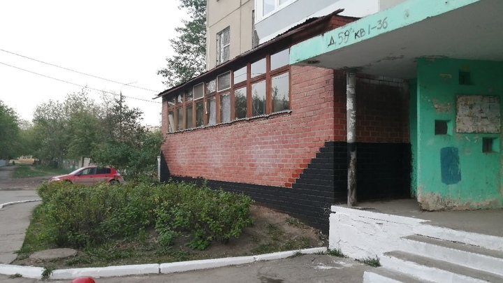 Ребенка ударило током: прокуратура велела наказать сотрудников УК в Челябинске