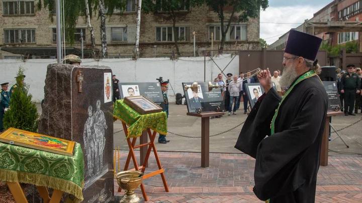 Во Владимире открыли памятник погибшим на СВО сотрудникам отряда СОБР Сунгирь