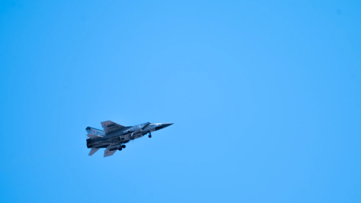 F-16 сбил дружественный Су-27, отражая атаку русских Гераней