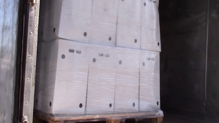 В Анапе полиция арестовала фургон с 5.5 тоннами незаконного алкоголя