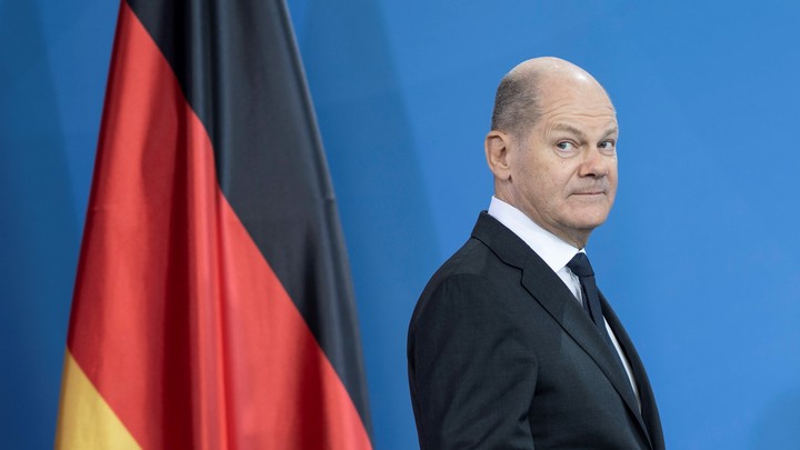 В Германии существуют разногласия относительно поставок оружия Украине – Шольц