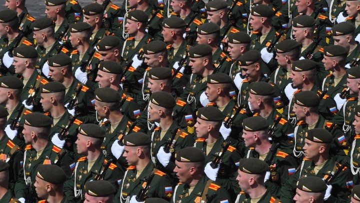 Русская контрактная армия стремится к миллиону: Точные цифры привёл Шойгу