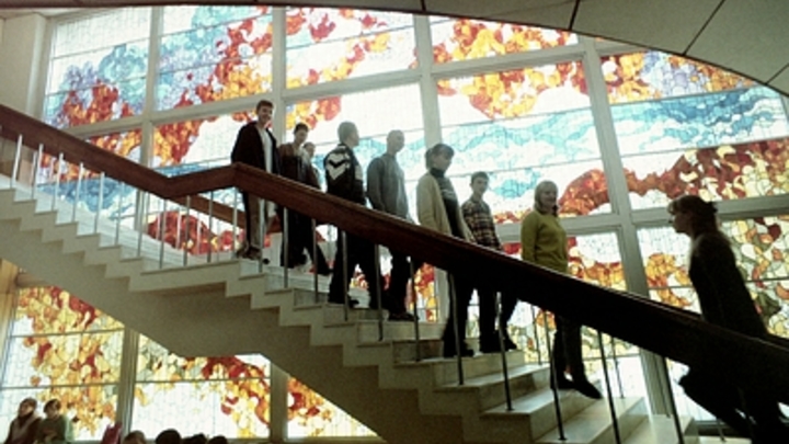 Школьников в России начнут образовывать трудом: Закон приняла Госдума