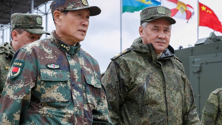 Россия и Китай создают единый фронт против США: Доклад НАТО открывает новую реальность