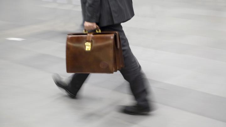 Нас снова обманули? Отечественные машины для чиновников – некрасивая история