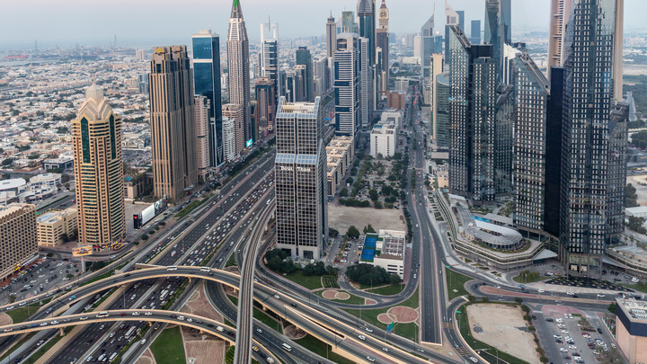 Проповедовала и обещала Iphone за 301 рубль: Роскошная жизнь блогерши в Дубае обернулась уголовным делом