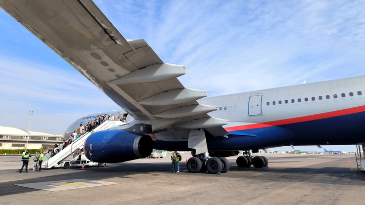 Эксперт назвал количество разобранных на запчасти самолётов в России