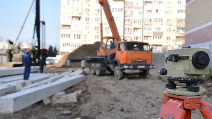 В Краснодаре в районе Старокубанской возводят детсад и школу