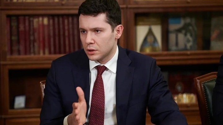 В Калининграде предложили ввести карту русского: Мы же своих не бросаем