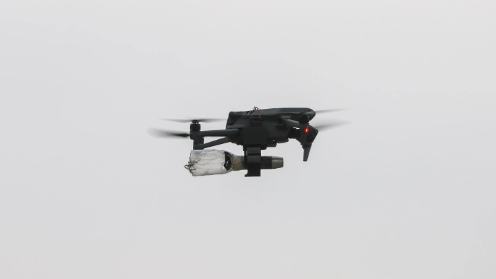 Оператор FPV-дрона повторил трюк Скайуокера в Сумской области