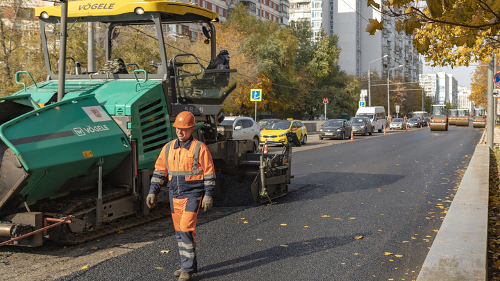 В Новосибирске в 2023 году отремонтируют дорогу на дамбе ГЭС